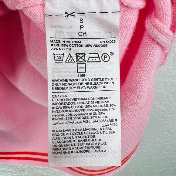 - Old Navy Pink and Red “LOVE” Crewneck Pullover Long Sleeve Sweater Size … - Picture 7 of 13